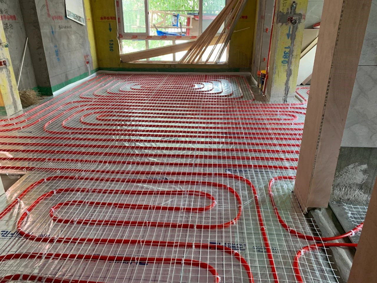 在设计师的工作中，客户都有一定的知识水平