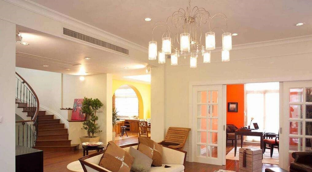 在设计师的工作中，客户都有一定的知识水平